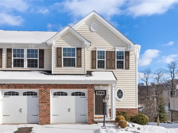 5242 Lantern Hill Ext, Pittsburgh, PA 15236