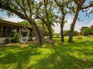 26701 FM 470, Utopia, TX 78884