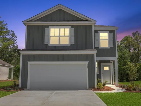 369 Willows Crescent Dr, Moncks Corner, SC 29461