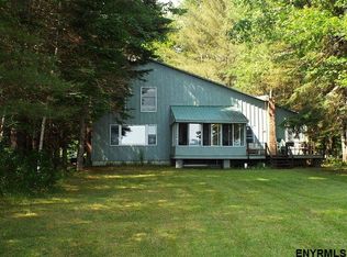 138 Fawn Lake Rd, Lake Pleasant, NY 12108