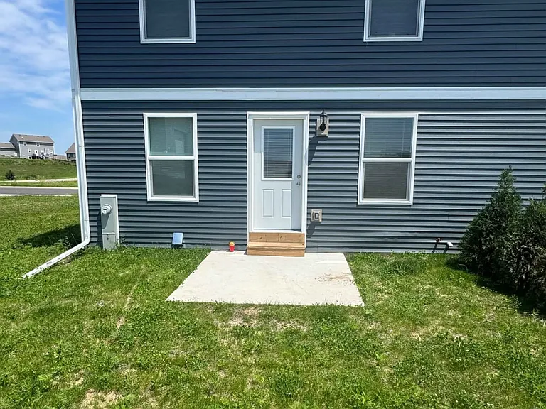 309 Alberts Dr #305 — Photo 1