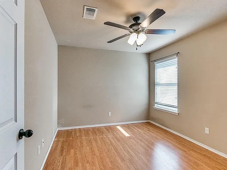 1529 Fawn Run Xing — Photo 15