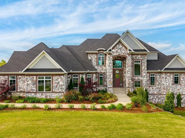 21617 Waterview Dr, Roland, AR 72135