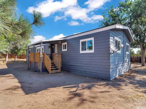 5740 Anna Madaline Cir, Sun Valley, NV 89433