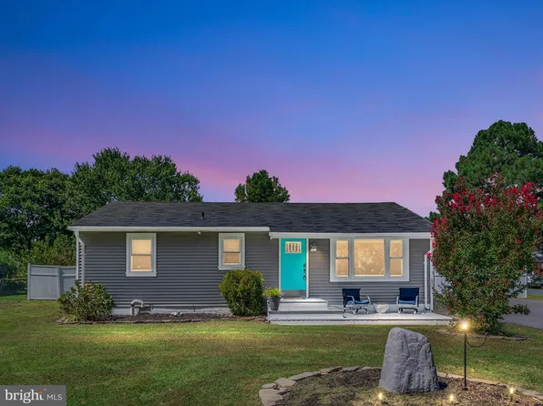 2655 Cox Neck Rd, Chester, MD 21619