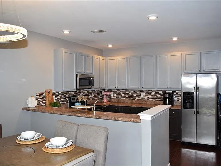 2449 Leytonstone Dr #64 — Photo 4