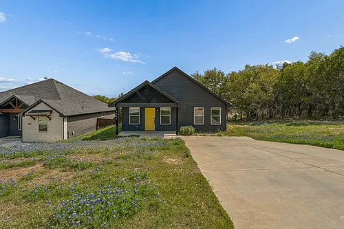 2604 Santiago Dr Photo 1