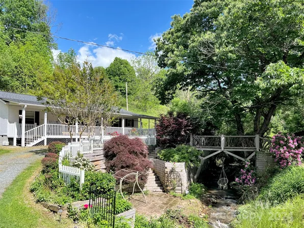 1282 Jenkins Branch Rd N, Bryson City, NC 28713