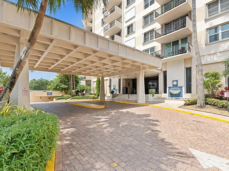 1900 S Ocean Blvd #10J — Photo 8
