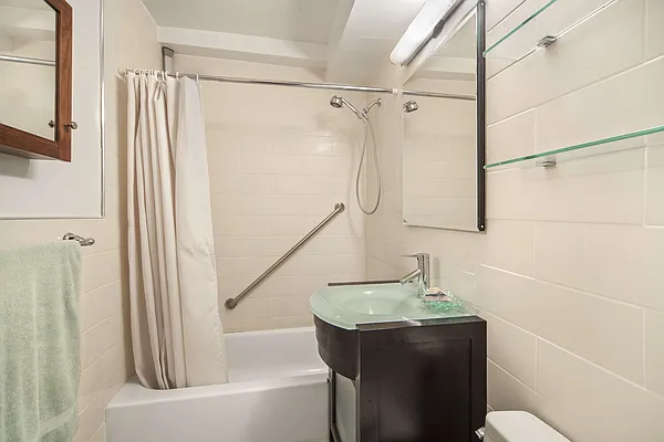 Sold by Town Residential | media 6