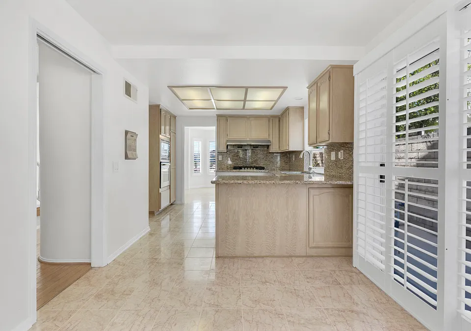 12021 Falcon Crest Way