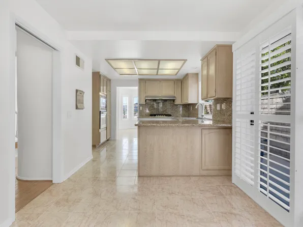 12021 Falcon Crest Way, Porter Ranch, CA 91326