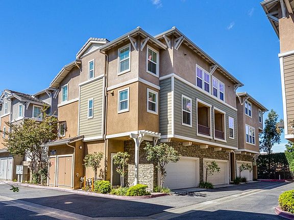 3rd image of 3538 Torrance Blvd Unit 105