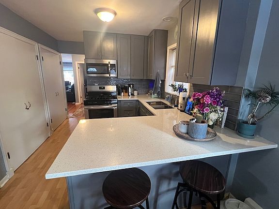 2nd image of 4036 N Austin Ave #1