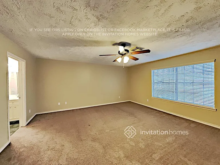 2721 Leroy St — Photo 10