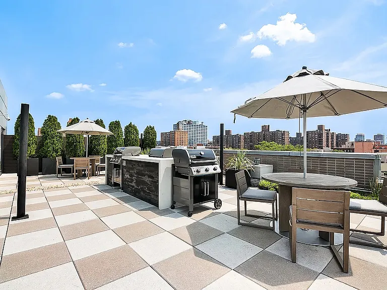 171 W 131st St #518 — Photo 9