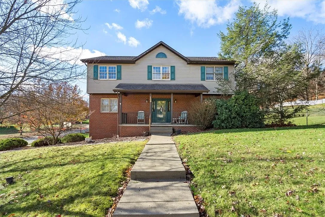 109 Cobblestone Dr photo 1