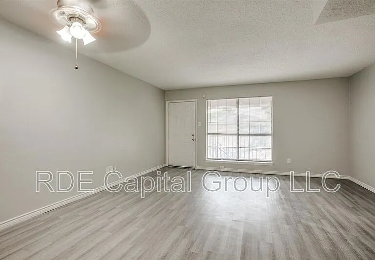 1935 Cranford Dr #104 — Photo 11
