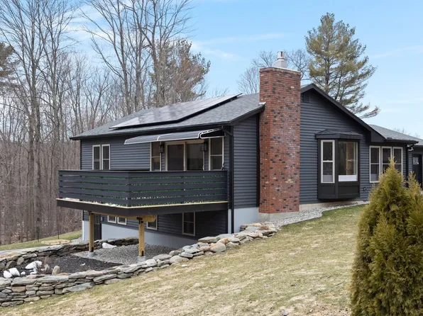 105 Palmer Road, Hinesburg, VT 05461