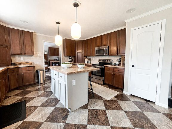 4th image of 14584 Malberg Road