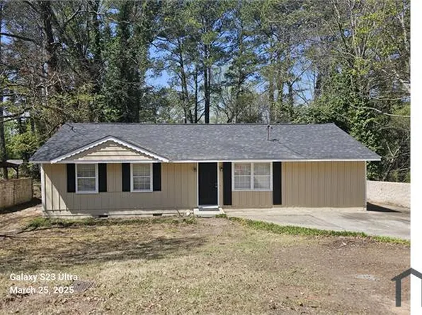 6487 Bimini Dr, Forest Park, GA 30297