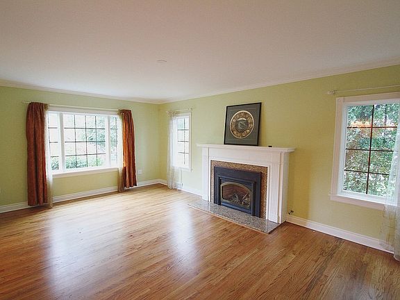2nd image of 316 Avenue C