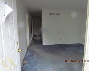 5th image of 19350 Meier St