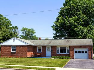 317 S Locust St, Lititz, PA 17543