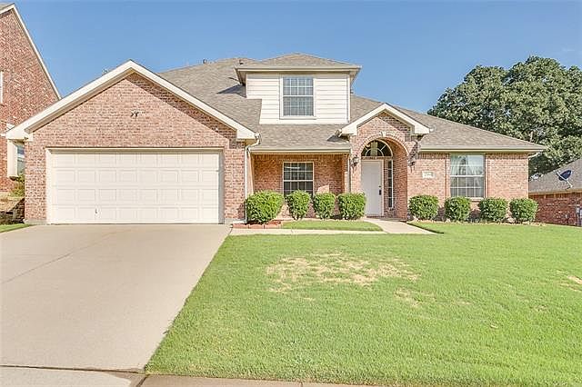 1st image of 2964 Lakeview Cir