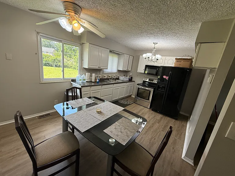 Beautiful kitchen and dinning area