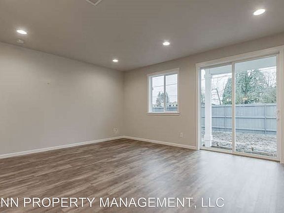 5th image of 11021 SE 23rd St