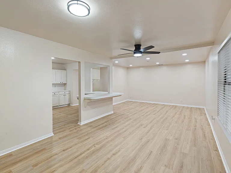 5921 Riley Dr — Photo 3