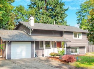 2420 SW 104th St, Seattle, WA 98146