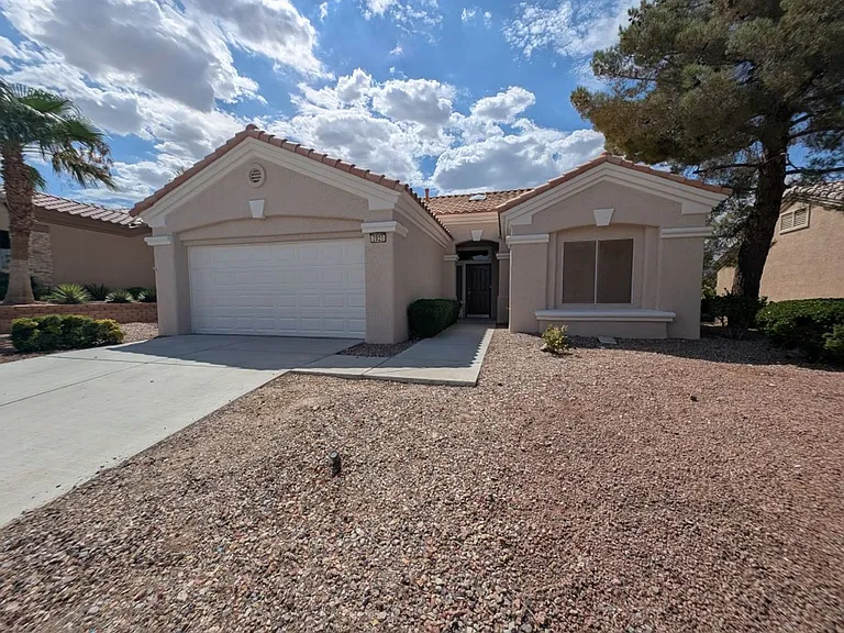 2829 Vista Butte Dr — Photo 2