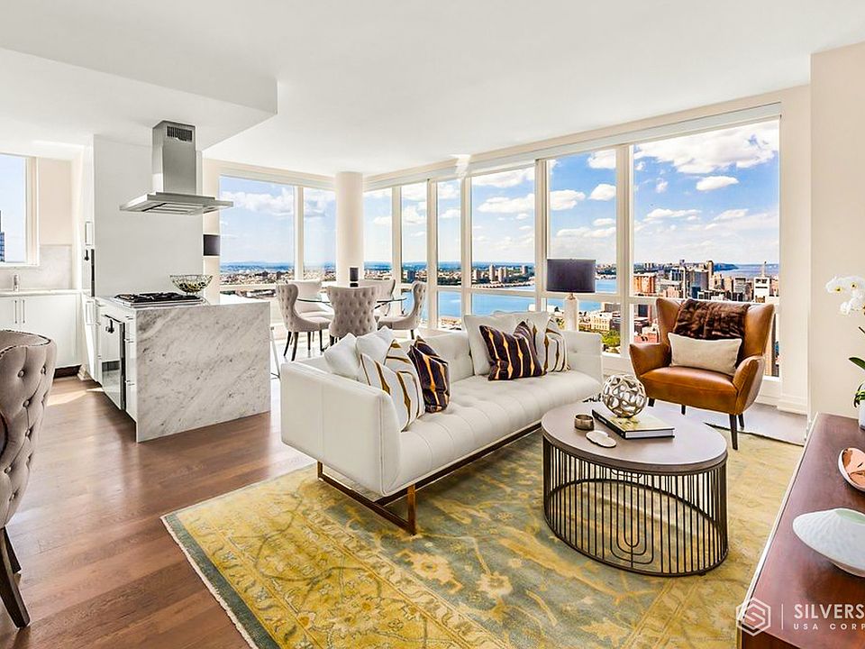 1st image of 460 W 42nd St APT 58K