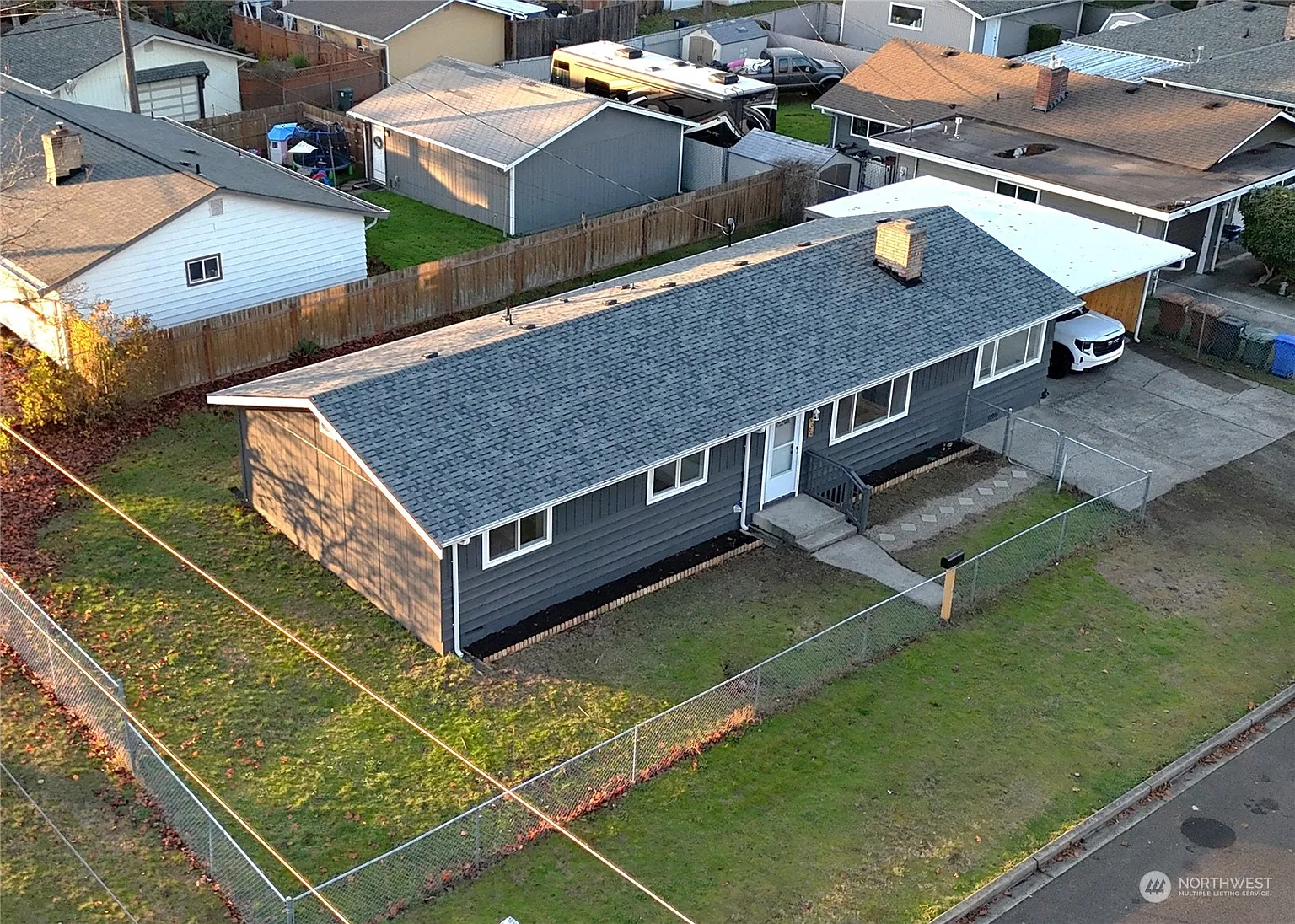 5020 S Wapato photo 1
