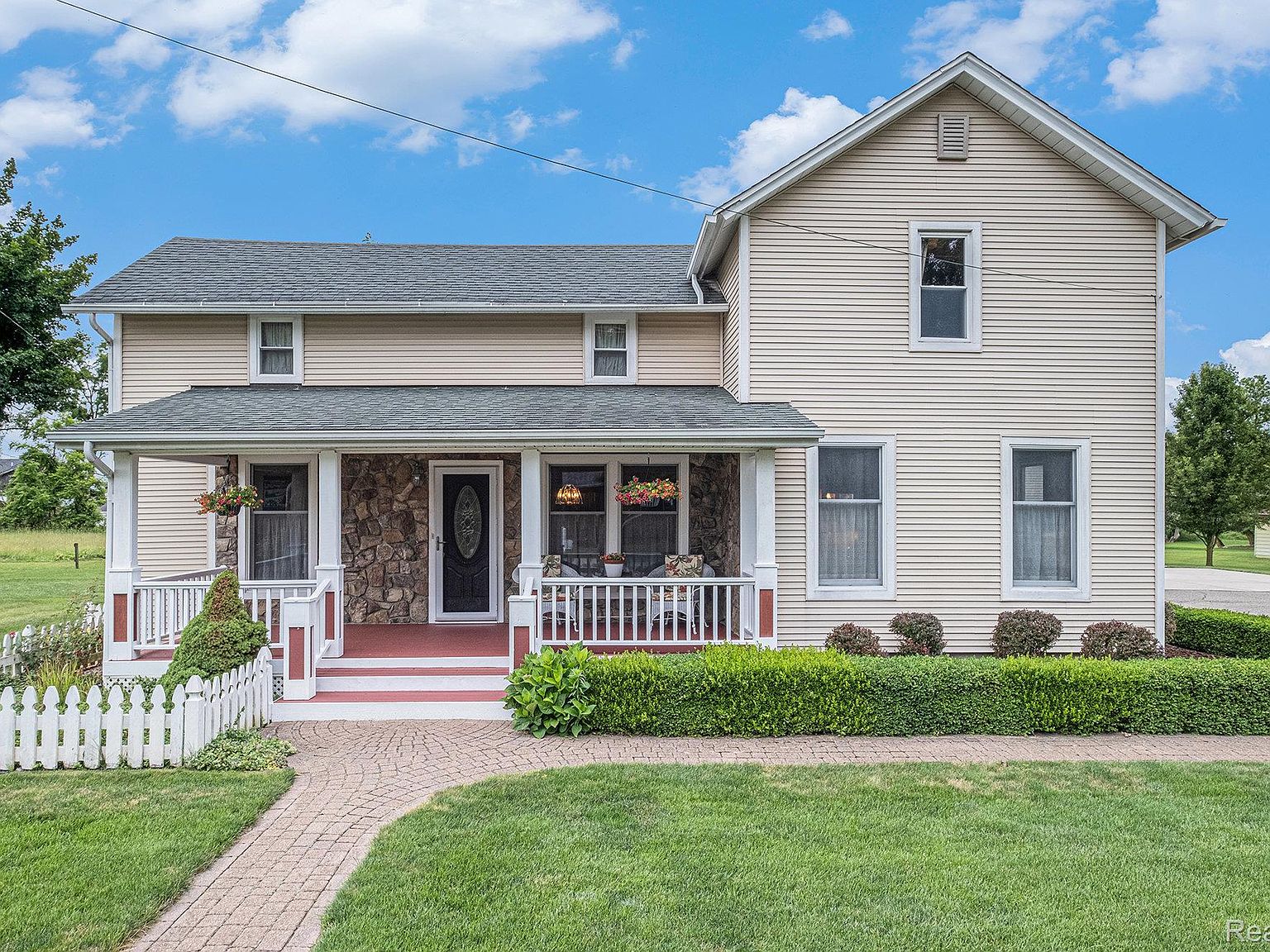 7488 Jennings Rd, Swartz Creek, MI 48473 | Zillow