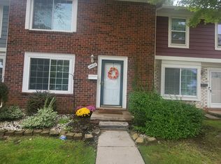 24533 E Seaton Circuit, Warren, MI