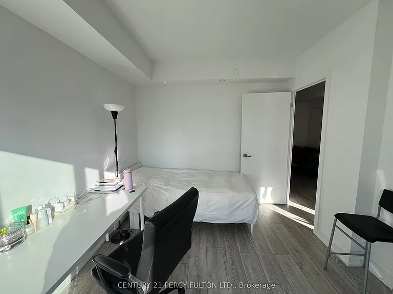 159 Wellesley St E #1602 — Photo 41