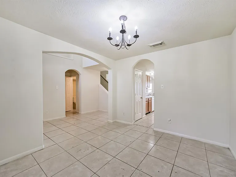 7102 Calix Ln — Photo 22