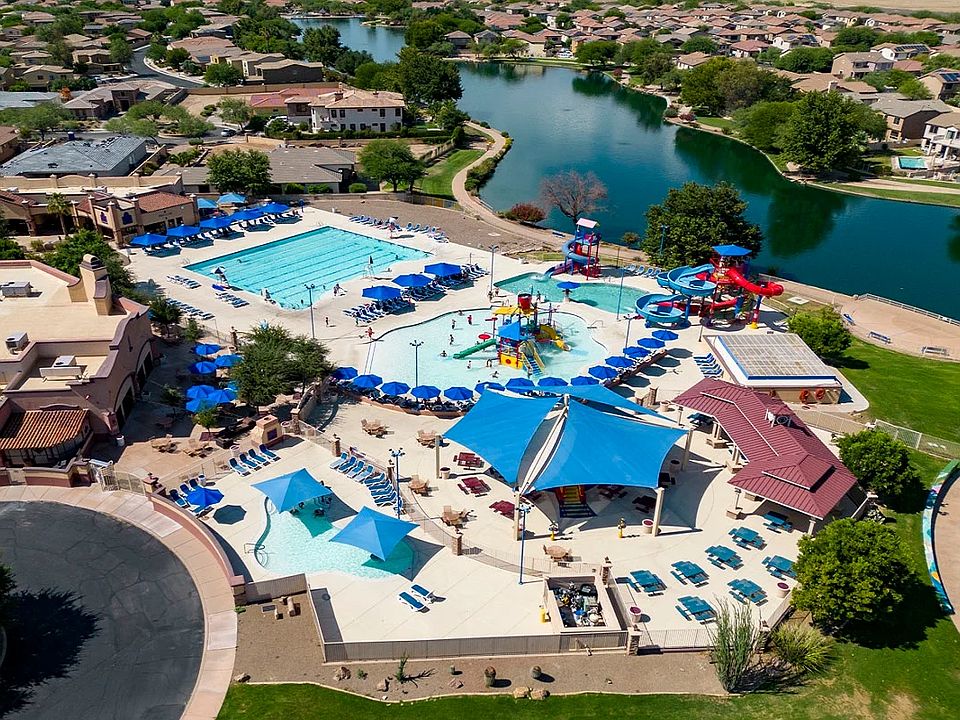 Rancho Sahuarita Master planned community with Private Club House and 20 arce lake, open for boating, stocked with fish and ready for activities for the entire family!