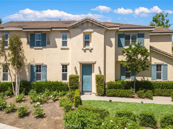 12987 Diamond Dust Ct, Corona, CA 92880