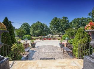 128 Confederate Ave, Salisbury, NC 28144