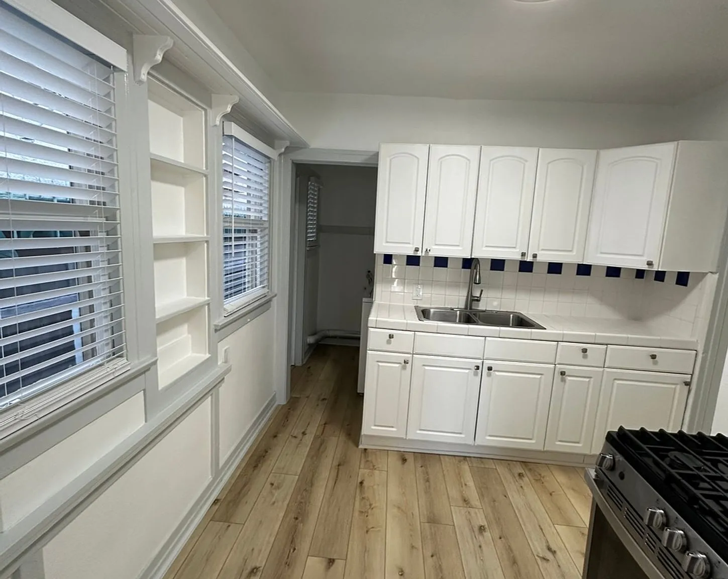 1631 E Florida St — Photo 3