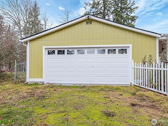 3rd image of 3905 169th Street Ct E