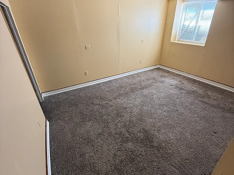 5053 Deephaven Ct — Photo 19