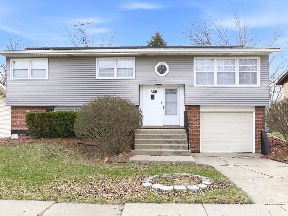 1st image of 16419 Woodlawn West Ave