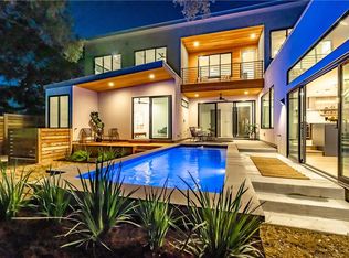 512 S Park Dr, Austin, TX 78704