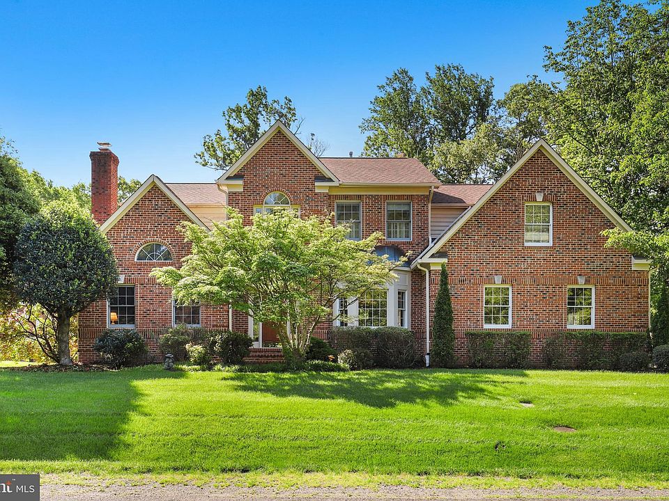 12209 Kyler Ln, Herndon, VA 20171 Zillow