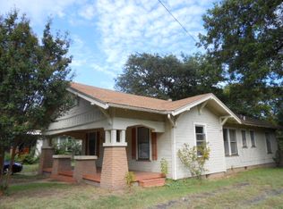 904 C St NW, Ardmore, OK 73401